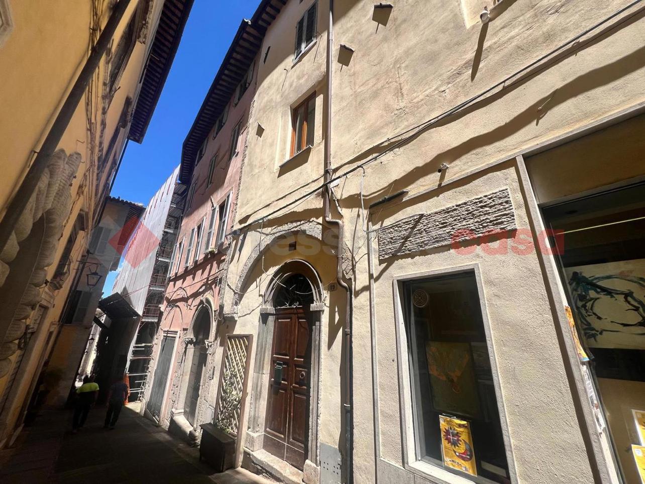 SPOLETO, via Salara Vecchia