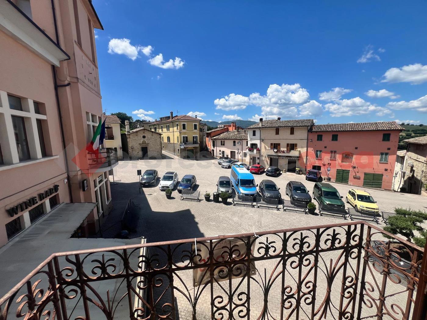 CASTEL RITLADI, Piazza Santa Marina